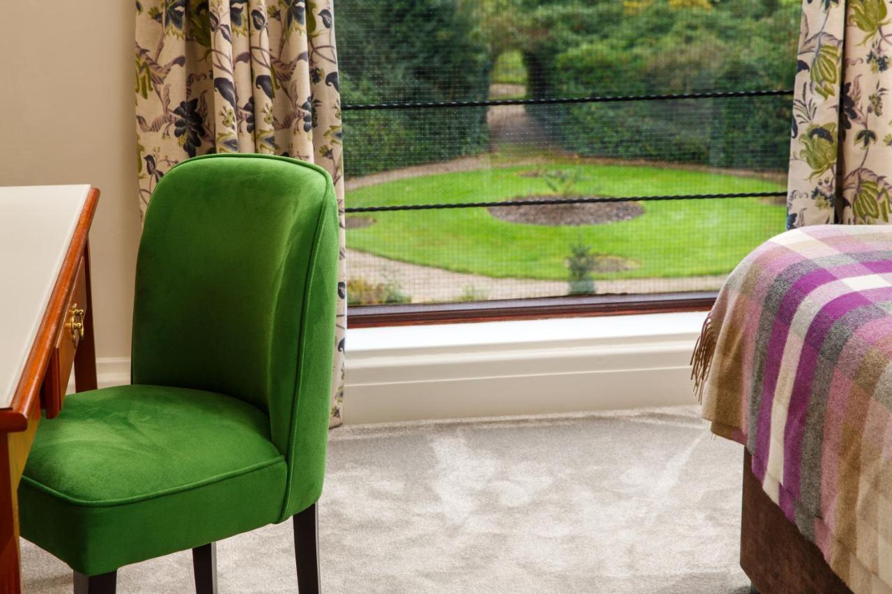 Mercure Burton Upon Trent, Newton Park Exterior photo